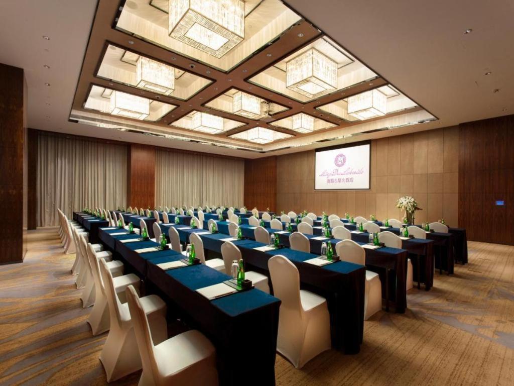 Ming Du Lakeside Hotel ناننينغ المظهر الخارجي الصورة